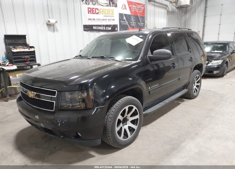 2008 CHEVROLET TAHOE LT VIN: 1GNFC13098J202495