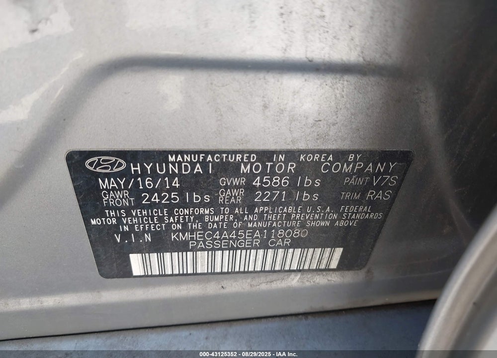 2014 HYUNDAI SONATA HYBRID VIN: KMHEC4A45EA118080