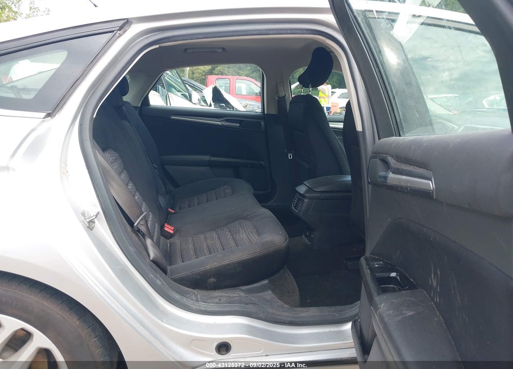 2016 FORD FUSION SE VIN: 1FA6P0H75G5124808