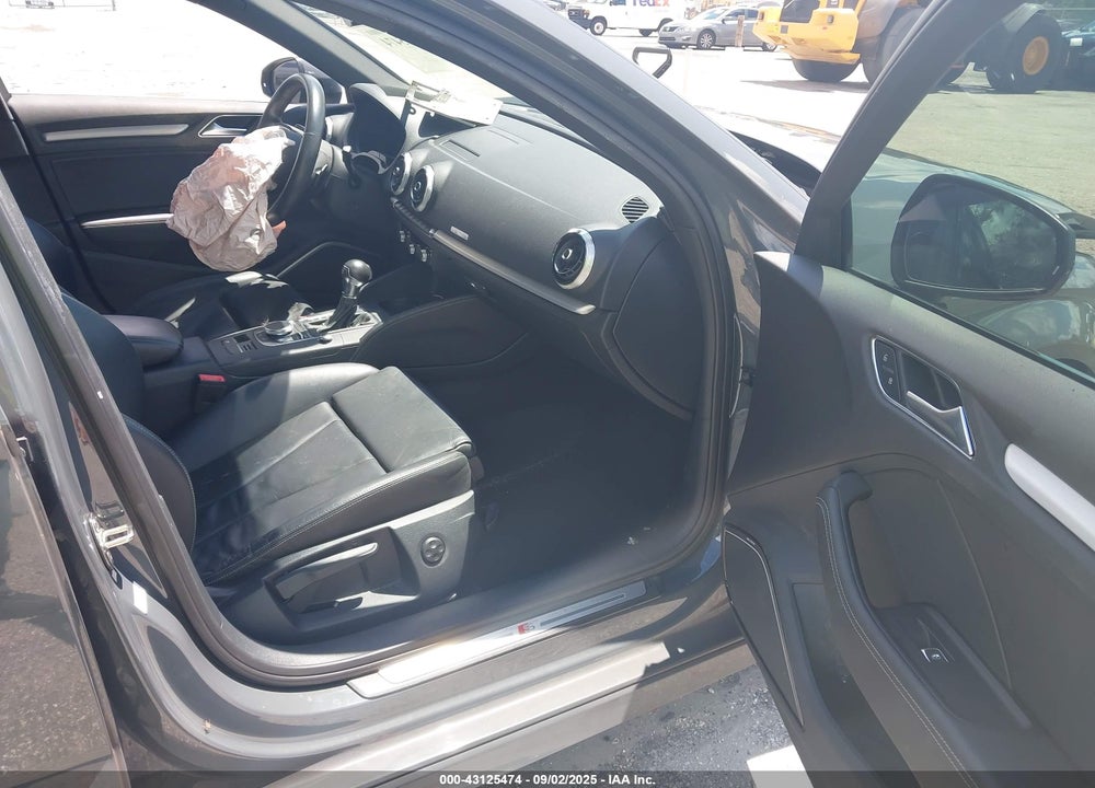 2018 AUDI S3 VIN: WAUB1GFF7J1028011