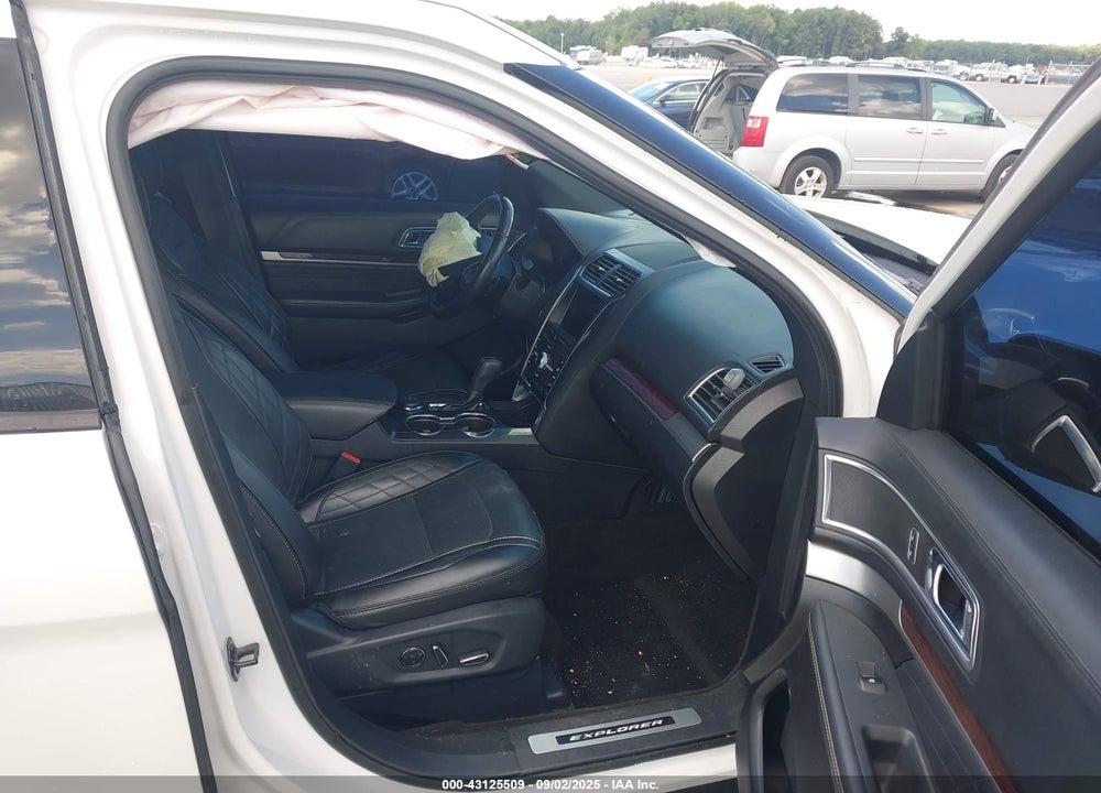 2017 FORD EXPLORER VIN: 1FM5K8HT0HGB01003