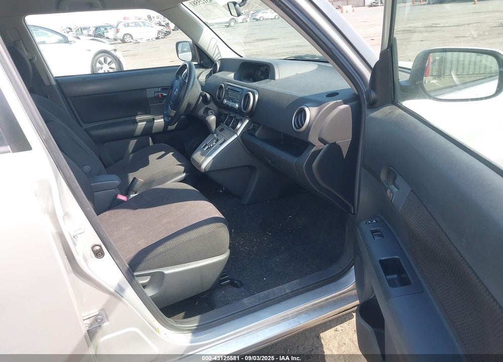 2009 SCION XB VIN: JTLKE50E391088704