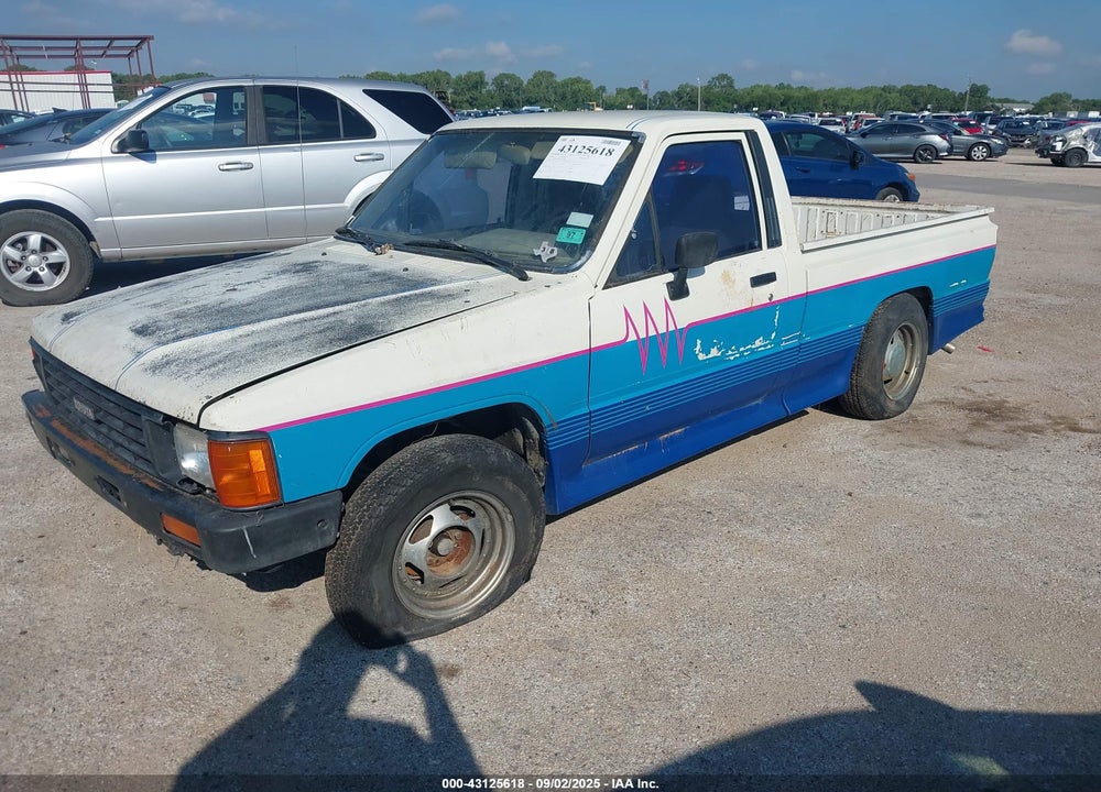 1986 TOYOTA PICKUP 1/2 TON RN50 VIN: JT4RN50R5G0111707