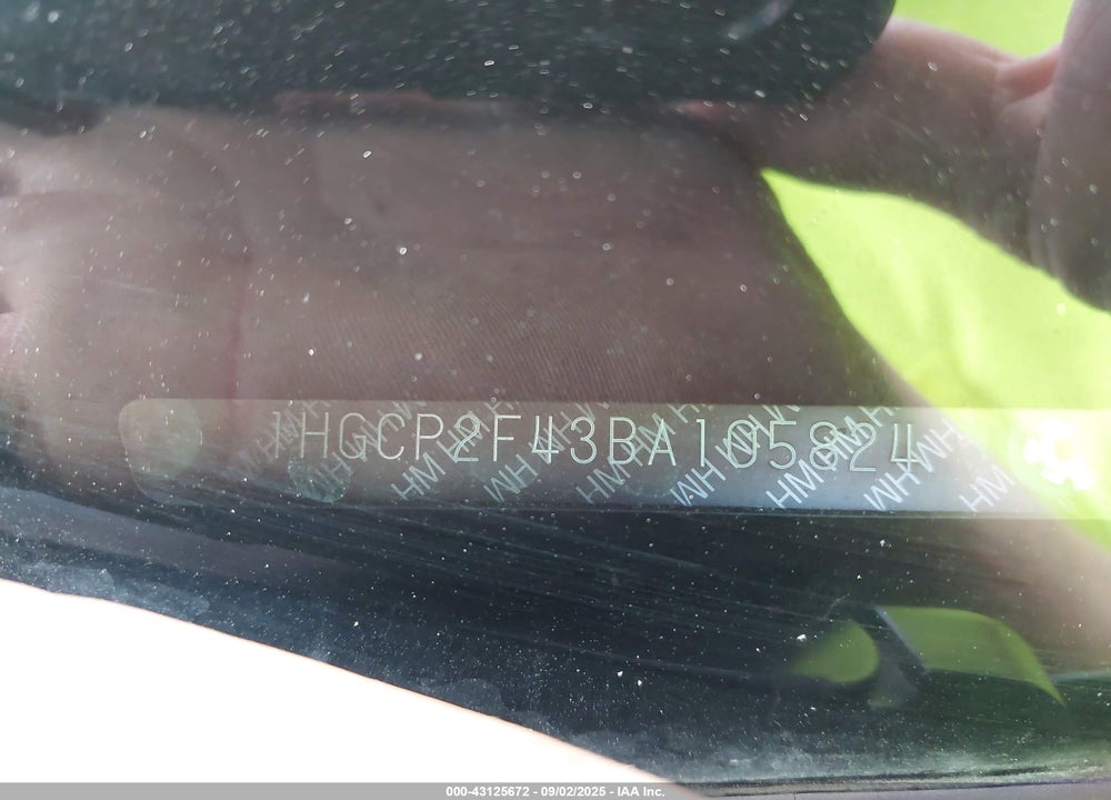 2011 HONDA ACCORD VIN: 1HGCP2F43BA105824