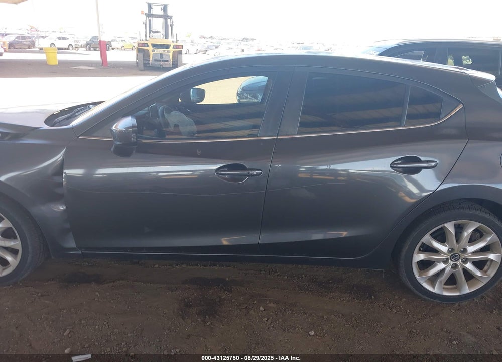 2016 MAZDA 3 VIN: JM1BM1N33G1282161