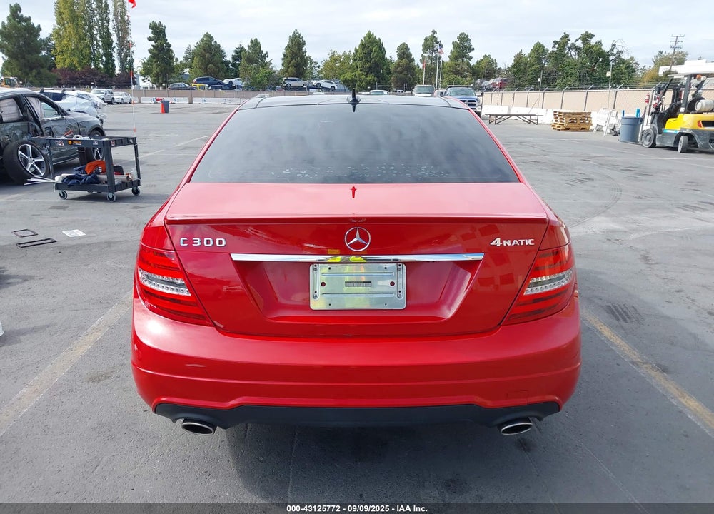 2013 MERCEDES-BENZ C 300 SPORT 4MATIC VIN: WDDGF8AB4DR294229