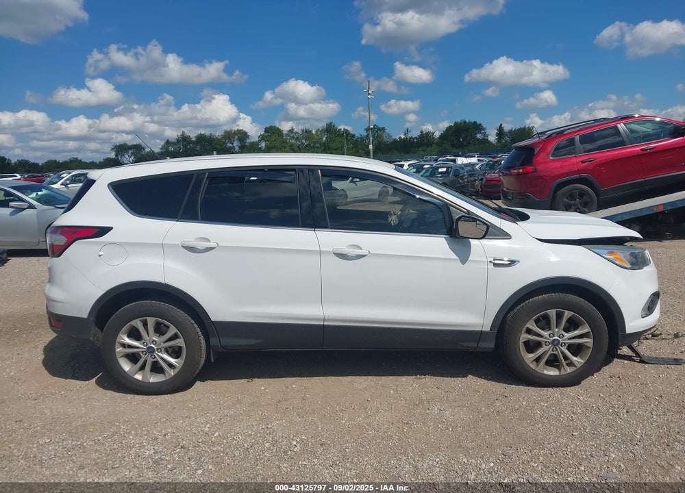 2017 FORD ESCAPE VIN: 1FMCU0GD2HUE77068