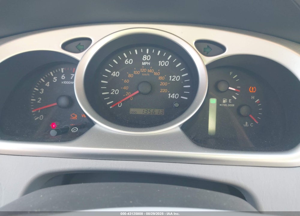 2004 TOYOTA HIGHLANDER VIN: JTEGD21A040090158