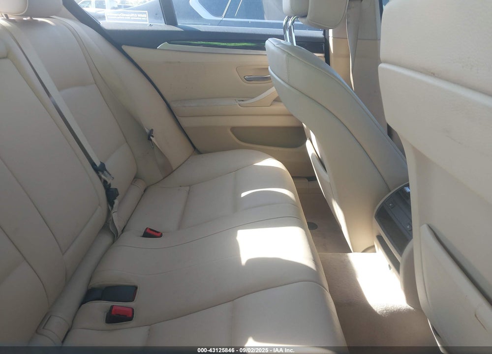 2012 BMW 5 SERIES VIN: WBAFR7C54CC816841