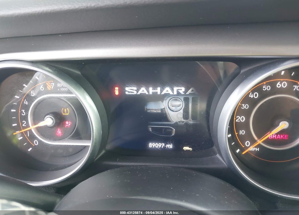 2018 JEEP WRANGLER UNLIMITED VIN: 1C4HJXEG2JW114918