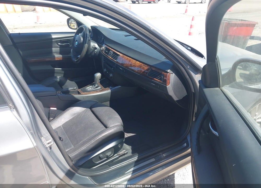 2010 BMW 3 SERIES VIN: WBAPK7C54AA462594