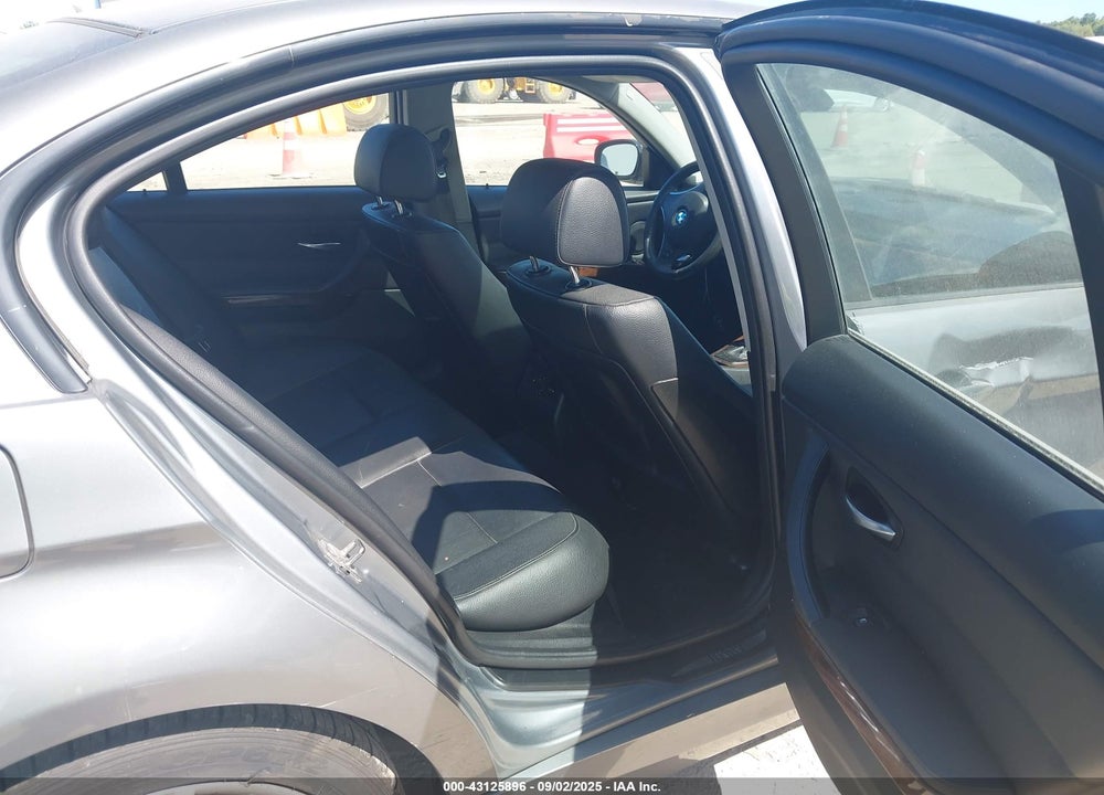 2010 BMW 3 SERIES VIN: WBAPK7C54AA462594