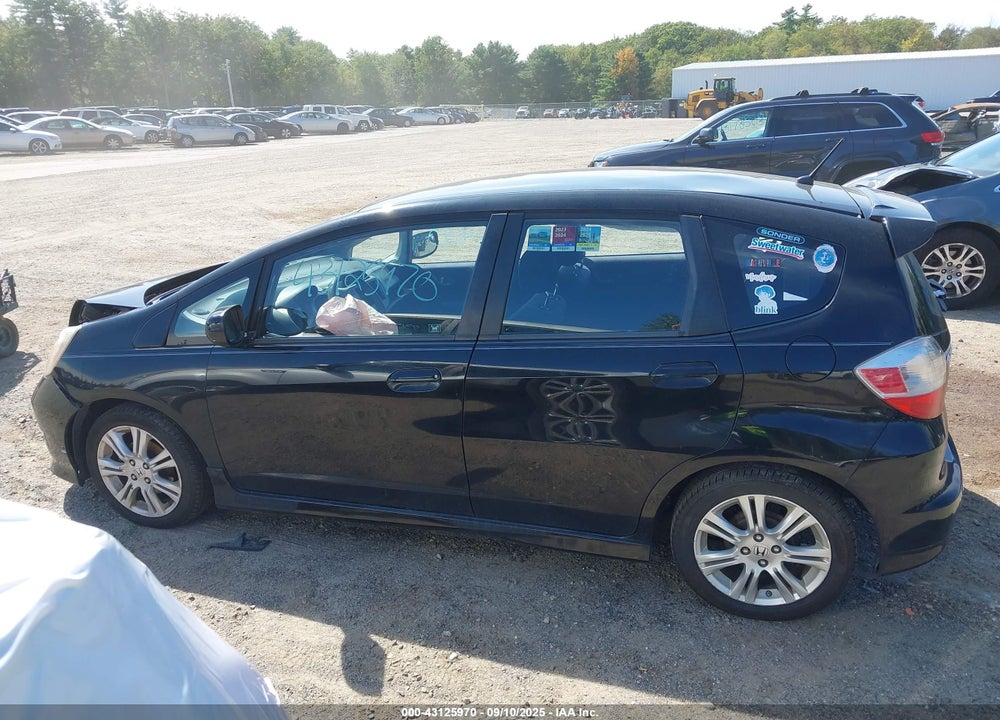 2010 HONDA FIT SPORT VIN: JHMGE8H47AC004244