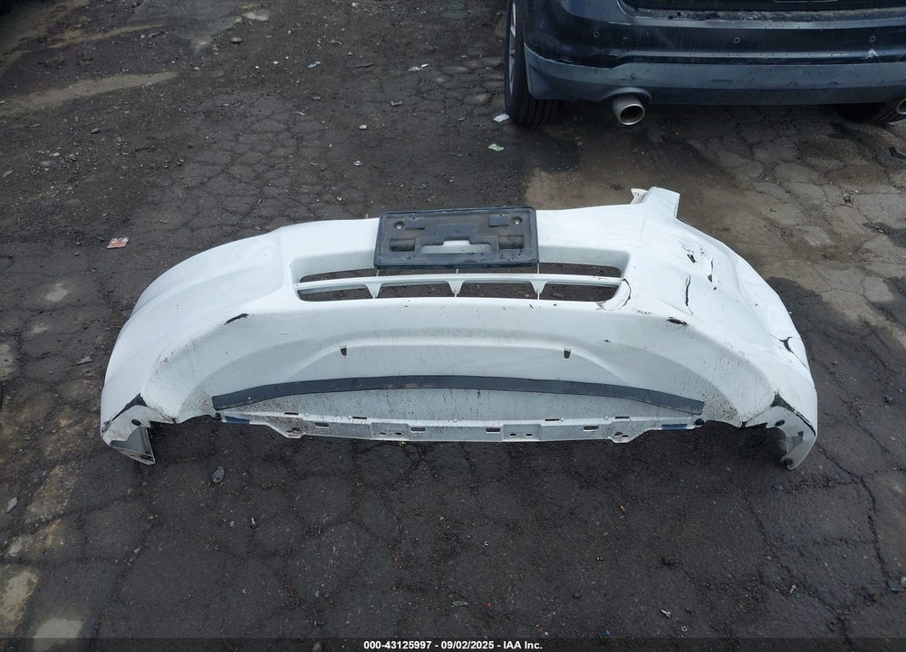 2011 HONDA ACCORD VIN: 1HGCP2F65BA035292