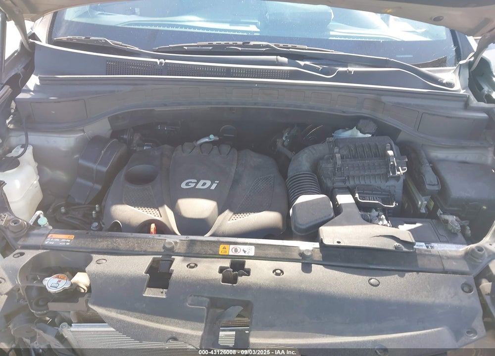 2016 HYUNDAI SANTA FE VIN: 5XYZT3LB7GG372081