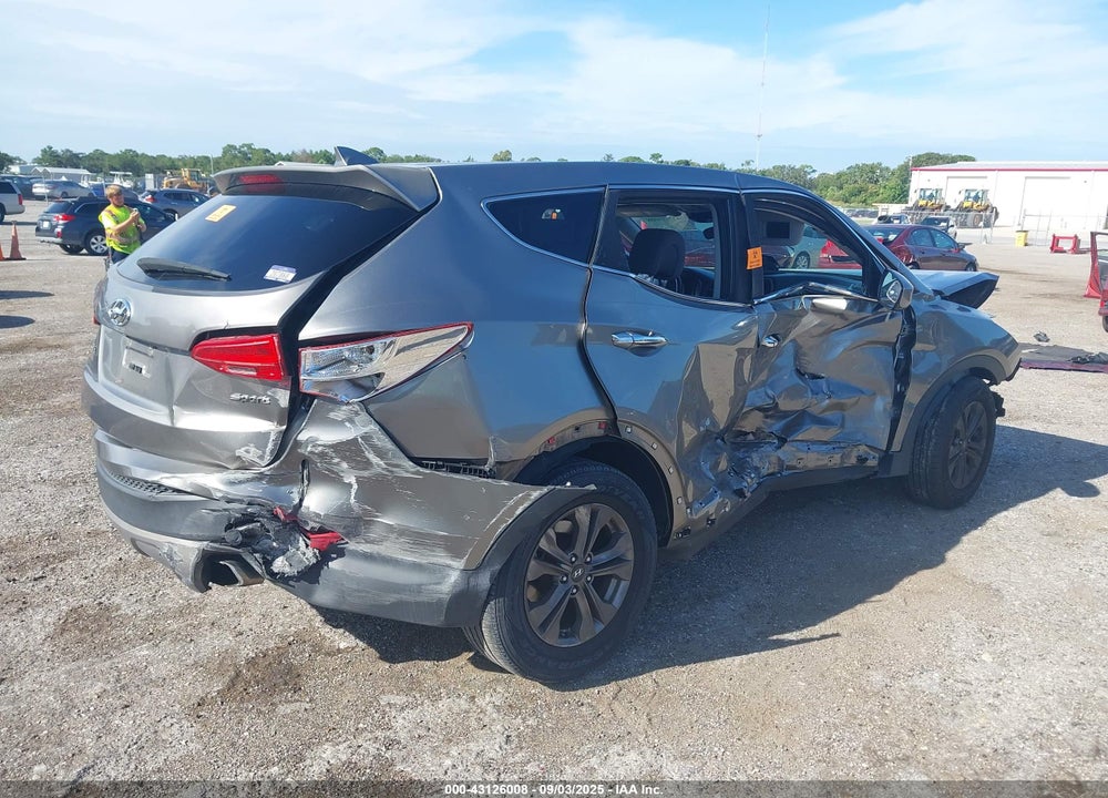 2016 HYUNDAI SANTA FE VIN: 5XYZT3LB7GG372081