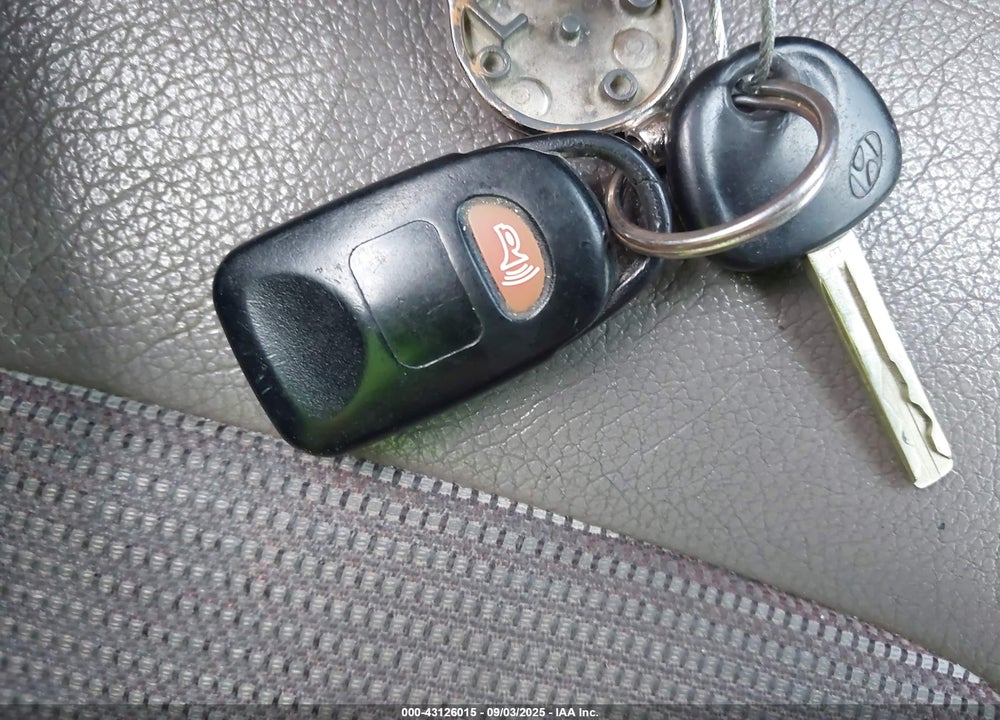2012 HYUNDAI TUCSON VIN: KM8JU3AC2CU353318