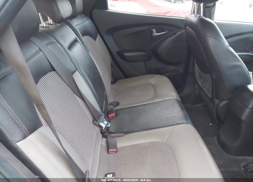 2012 HYUNDAI TUCSON VIN: KM8JU3AC2CU353318