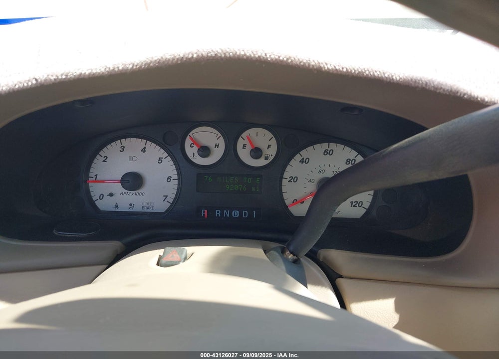 2005 MERCURY SABLE GS VIN: 1MEFM50U75A601985