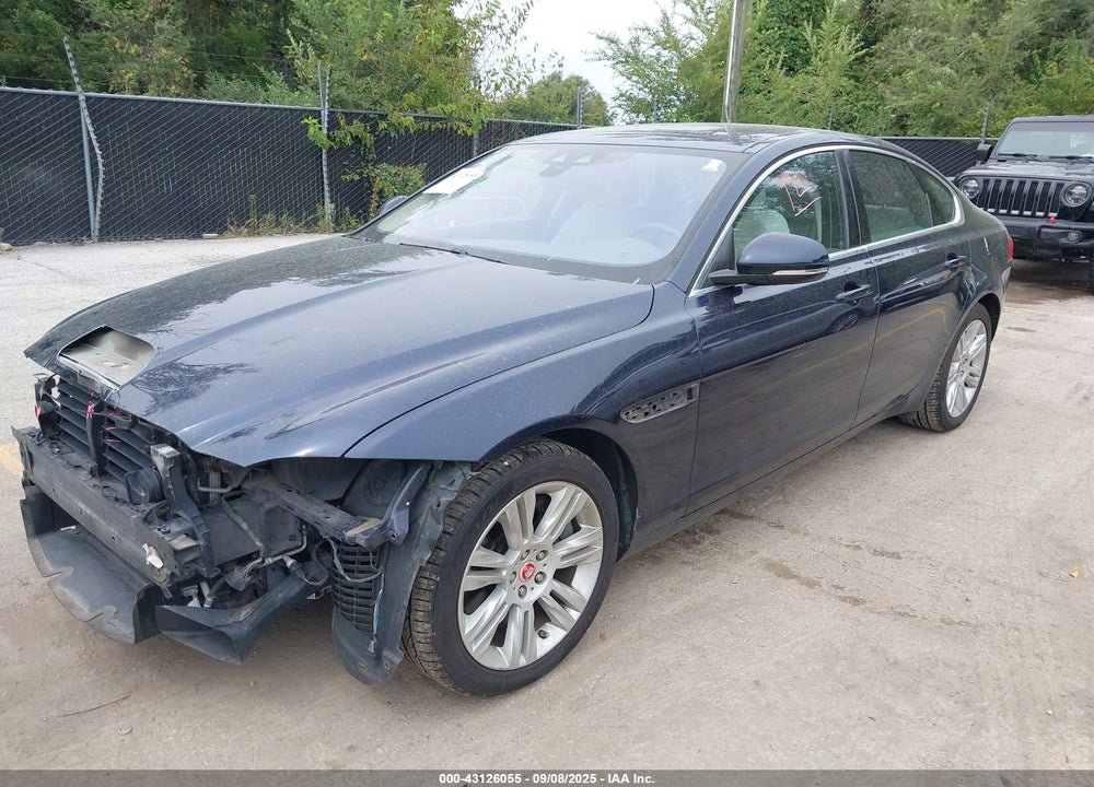 2017 JAGUAR XF VIN: SAJBJ4BV1HCY30200