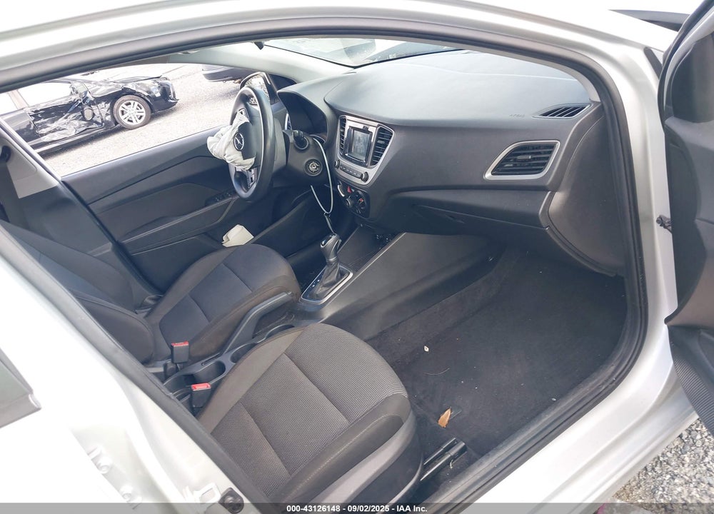 2019 HYUNDAI ACCENT VIN: 3KPC24A38KE065664