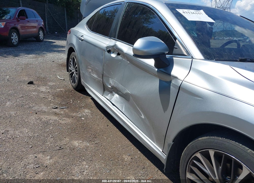 2018 TOYOTA CAMRY VIN: 4T1B11HK3JU654028