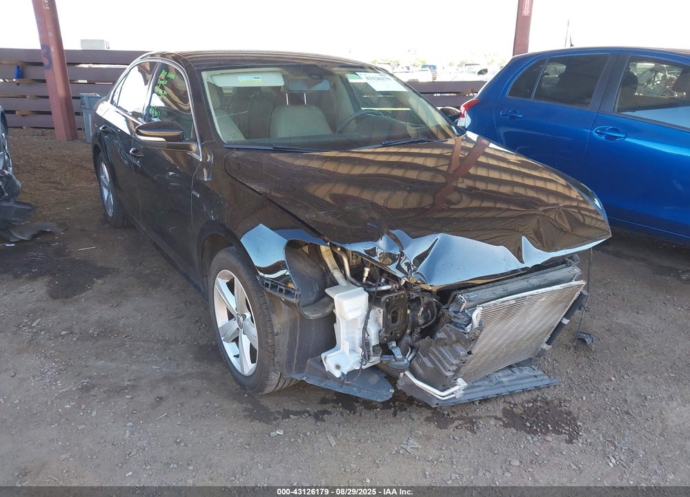2015 VOLKSWAGEN PASSAT VIN: 1VWAT7A38FC101062