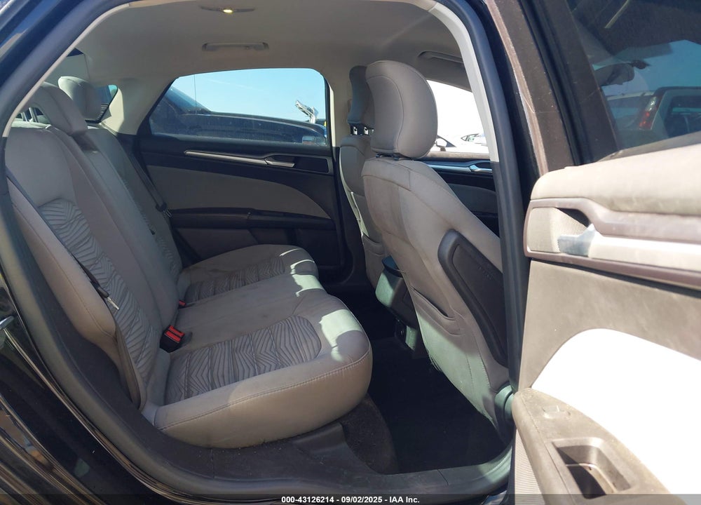 2016 FORD FUSION VIN: 3FA6P0G70GR254798