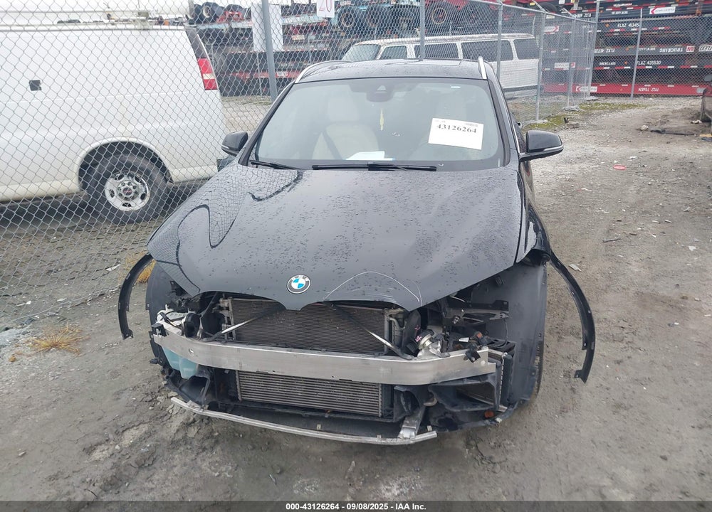 2016 BMW X1 VIN: WBXHT3C39G5E52713