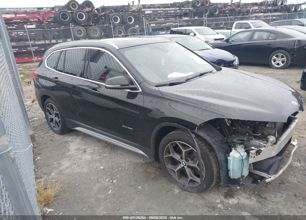 2016 BMW X1 VIN: WBXHT3C39G5E52713