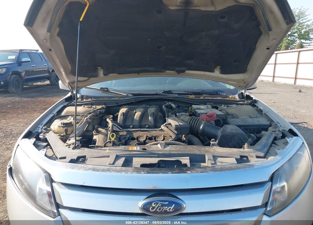 2010 FORD FUSION VIN: 3FAHP0JG9AR209433