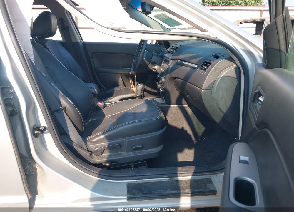 2010 FORD FUSION VIN: 3FAHP0JG9AR209433