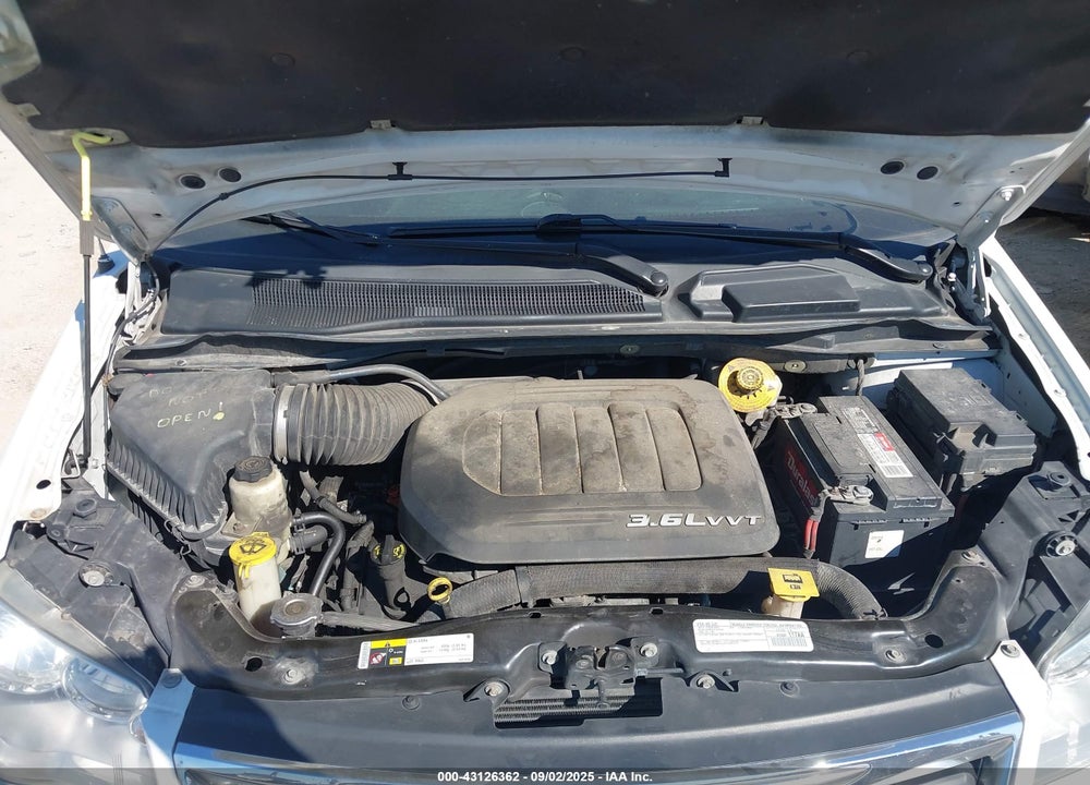 2015 CHRYSLER TOWN & COUNTRY VIN: 2C4RC1BG8FR752378