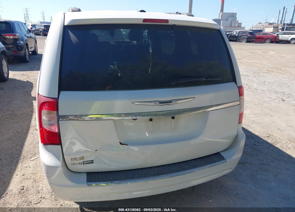 2015 CHRYSLER TOWN & COUNTRY VIN: 2C4RC1BG8FR752378