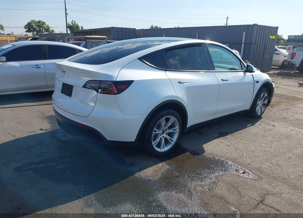 2021 TESLA MODEL Y LONG RANGE DUAL MOTOR ALL-WHEEL DRIVE VIN: 5YJYGDEE1MF271568