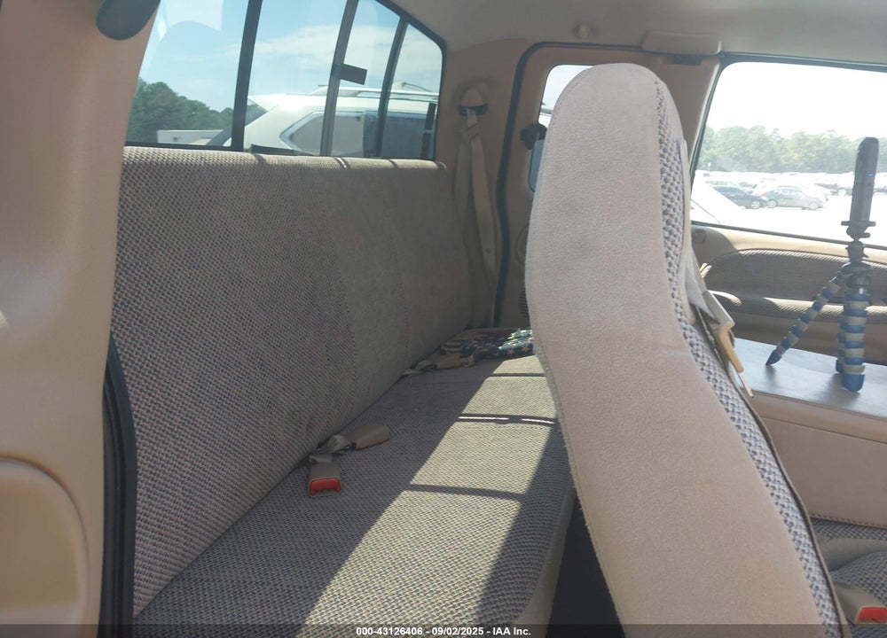2001 DODGE RAM 1500 ST VIN: 3B7HC13Z11G242495