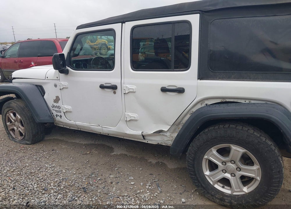 2018 JEEP WRANGLER UNLIMITED VIN: 1C4HJXDG9JW166533