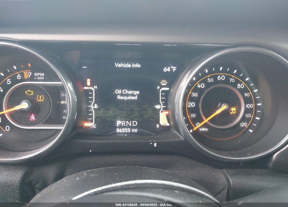 2018 JEEP WRANGLER UNLIMITED VIN: 1C4HJXDG9JW166533
