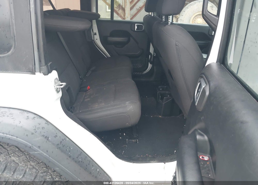 2018 JEEP WRANGLER UNLIMITED VIN: 1C4HJXDG9JW166533