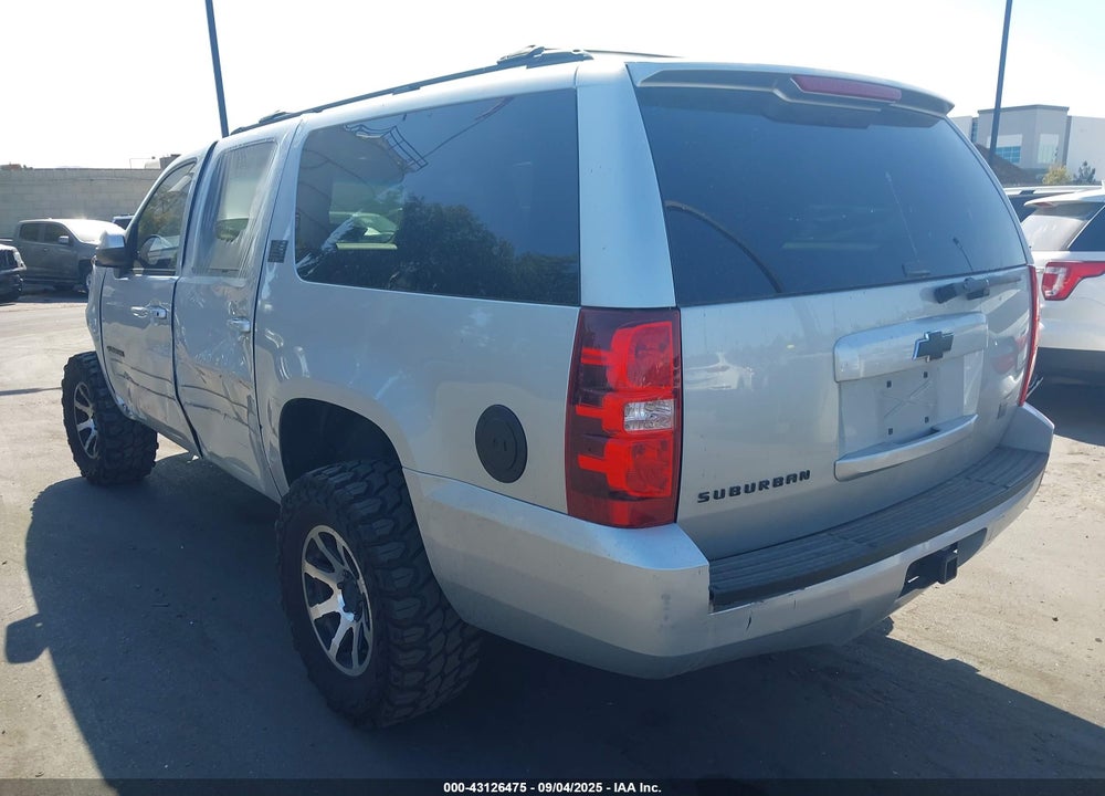 2013 CHEVROLET SUBURBAN 1500 LS VIN: 1GNSCHE02DR279905