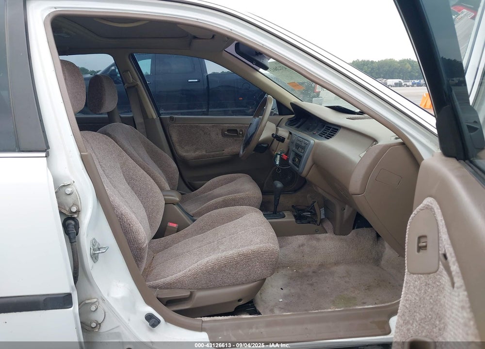1993 HONDA CIVIC VIN: JHMEH9696PS005872