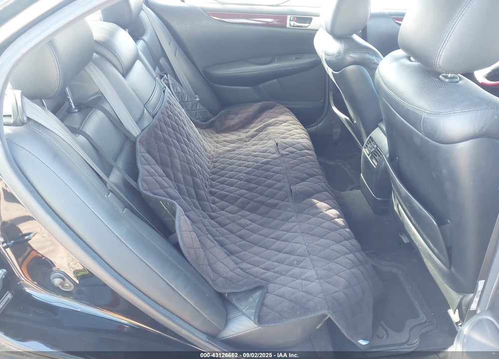 2005 LEXUS ES 330 VIN: JTHBA30G055074452