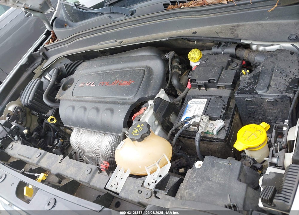 2016 JEEP RENEGADE VIN: ZACCJBBT2GPC82630