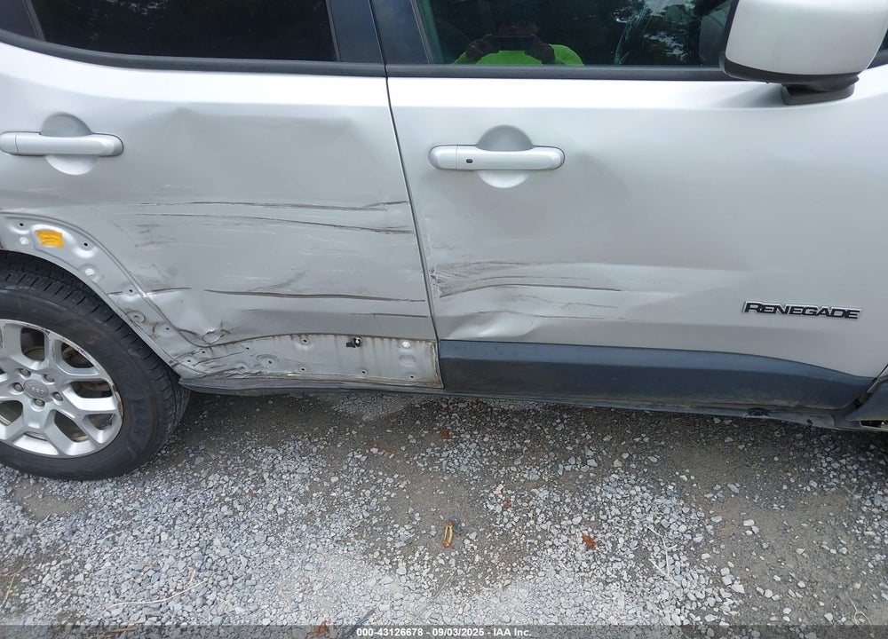 2016 JEEP RENEGADE VIN: ZACCJBBT2GPC82630