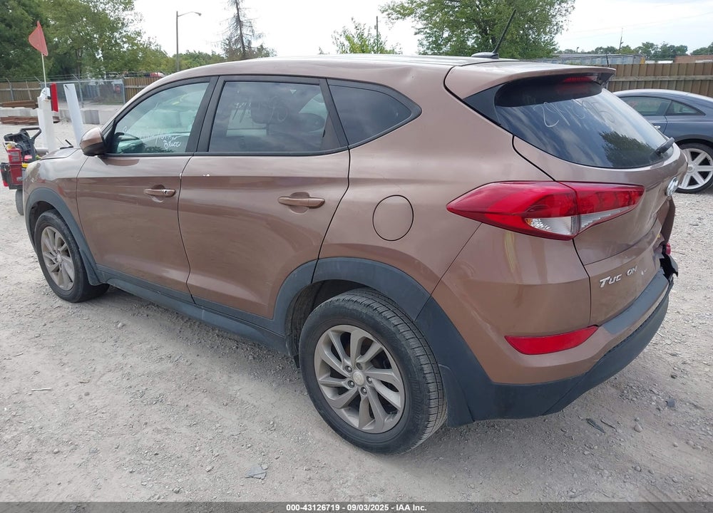 2017 HYUNDAI TUCSON VIN: KM8J23A40HU389045