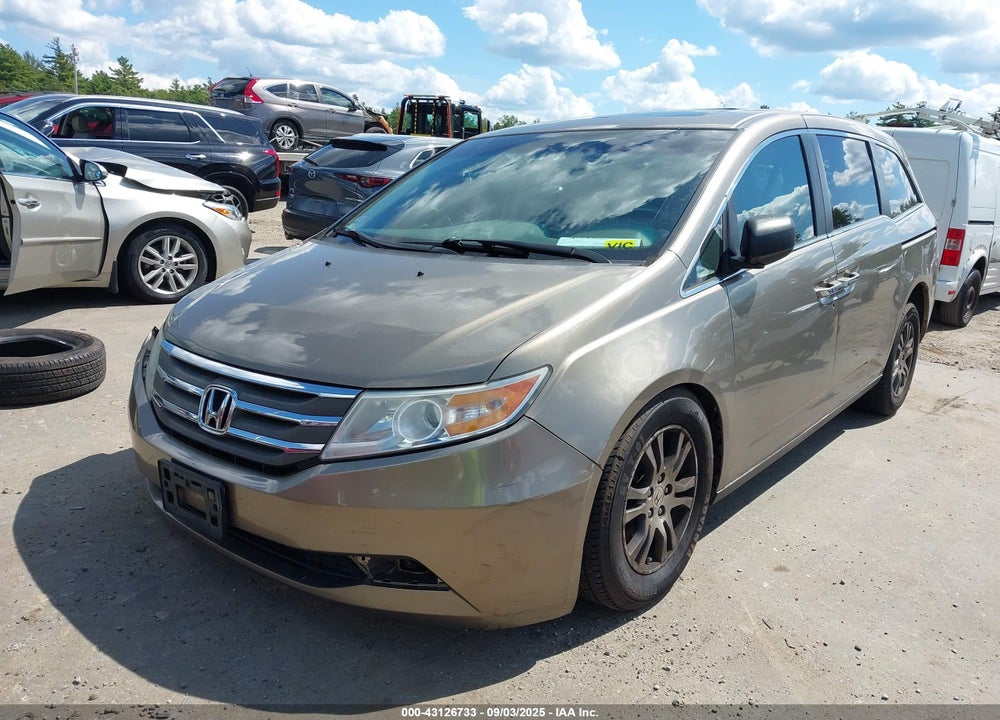 2011 HONDA ODYSSEY EX-L VIN: 5FNRL5H66BB005826