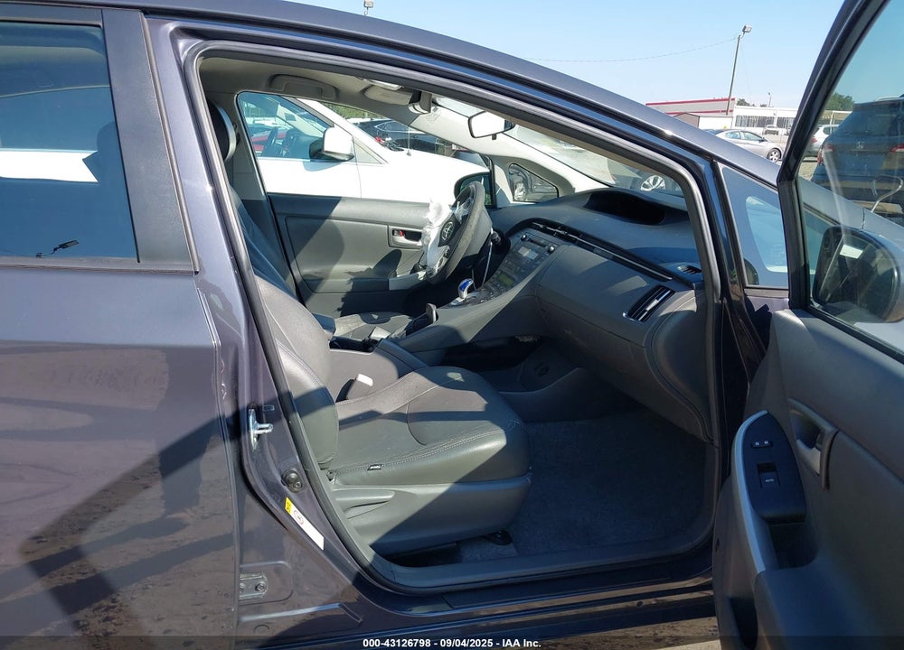 2011 TOYOTA PRIUS VIN: JTDKN3DU4B0292196