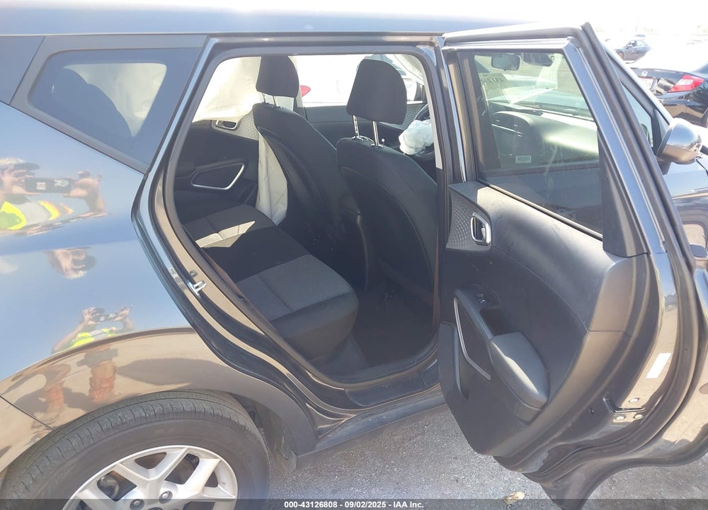 2023 KIA SOUL LX VIN: KNDJ23AU3P7883238