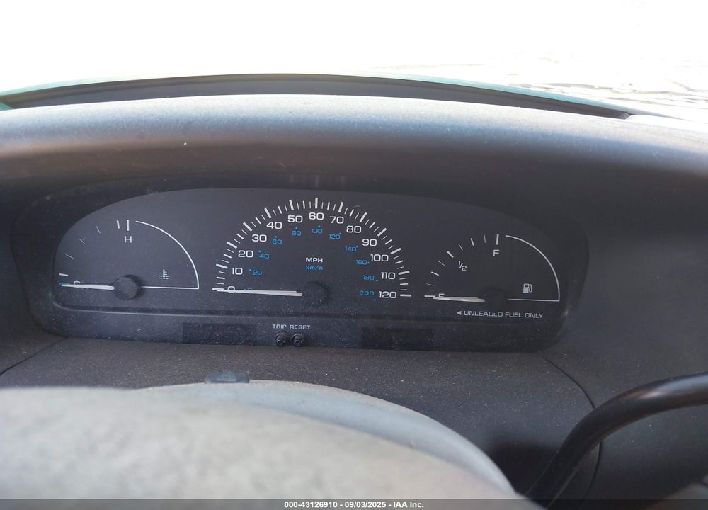 1999 DODGE GRAND CARAVAN VIN: 2B4GP24G8XR148312