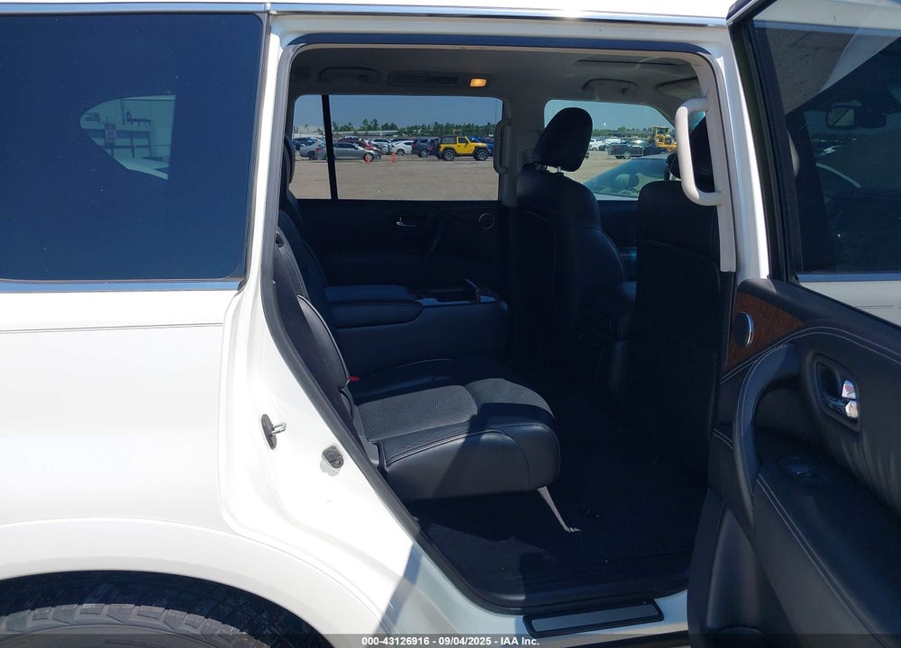 2017 INFINITI QX80 VIN: JN8AZ2NF7H9641838